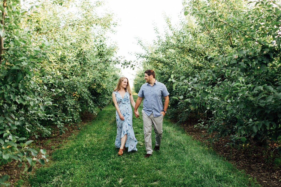 young-couple-engagement-photo